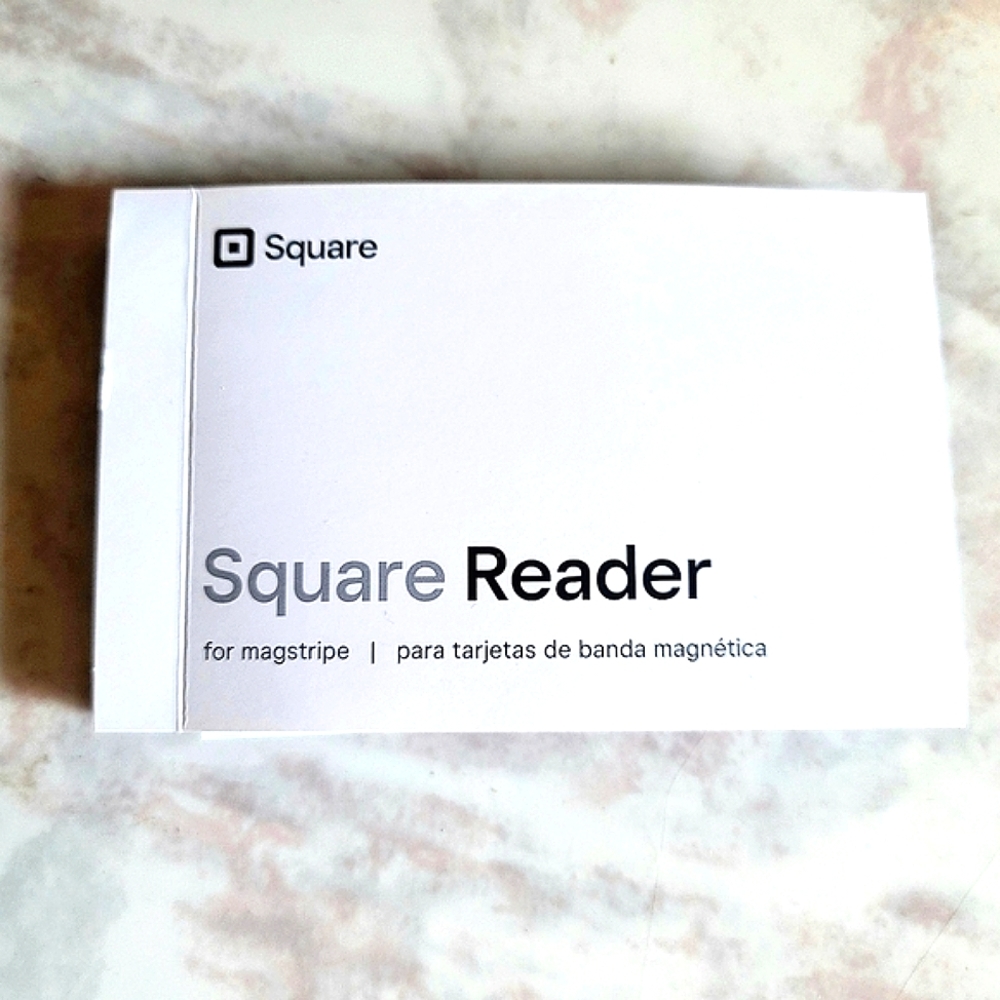 Square Reader for Magstripe (Lightning Connector)
